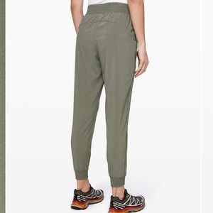 Lululemon Wanderer Joggers